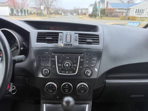 2012 Mazda MAZDA5 Sport