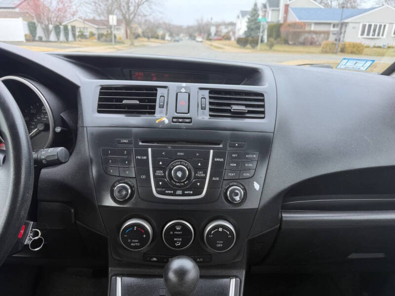 2012 Mazda MAZDA5 Sport