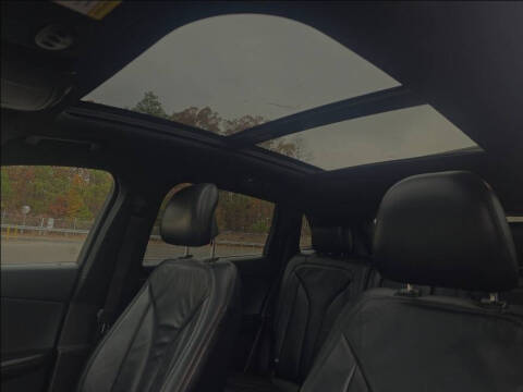 2019 Lincoln Nautilus Select