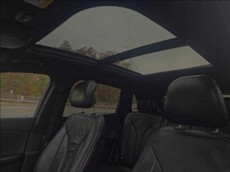 2019 Lincoln Nautilus Select