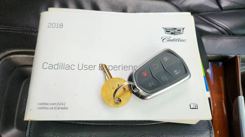 2018 Cadillac Escalade ESV Luxury