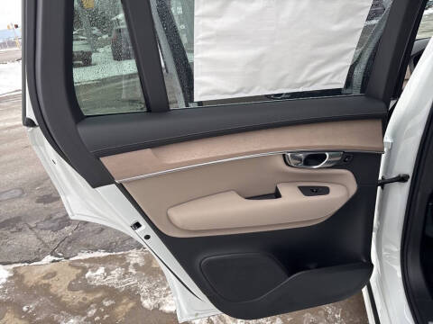 2026 Volvo XC90 B6 Plus 7P