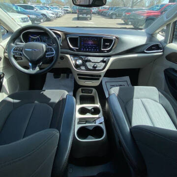 2017 Chrysler Pacifica Touring