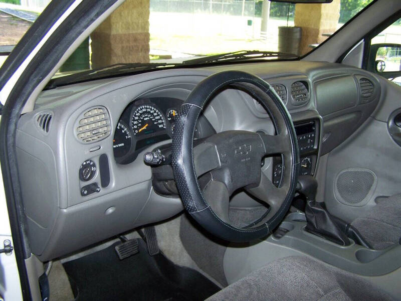2004 Chevrolet TrailBlazer LS
