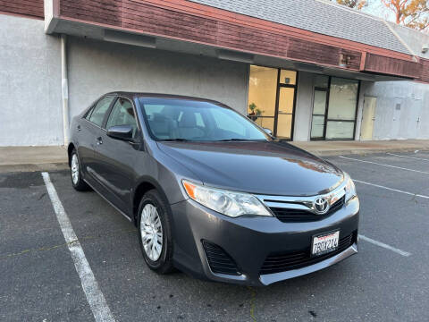 2013 Toyota Camry for sale at LG Auto Sales in Rancho Cordova CA