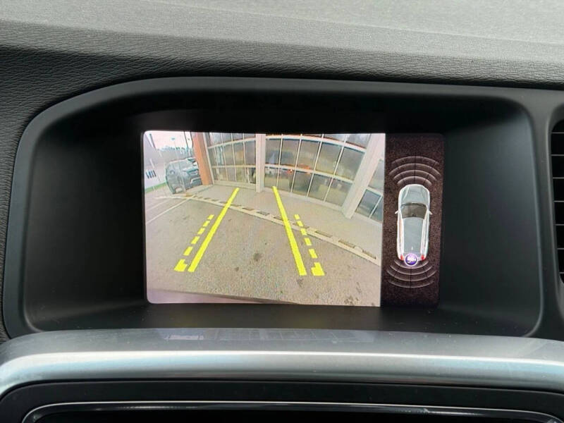 2018 Volvo V60 Cross Country T5 Premier