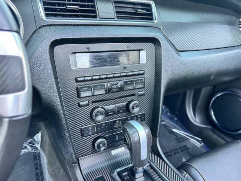 2014 Ford Mustang V6 Premium