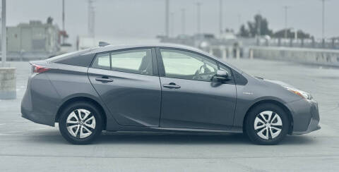 2017 Toyota Prius Two