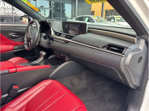2019 Lexus ES 350