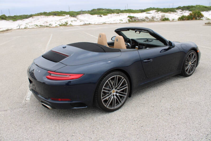 2018 Porsche 911 Carrera