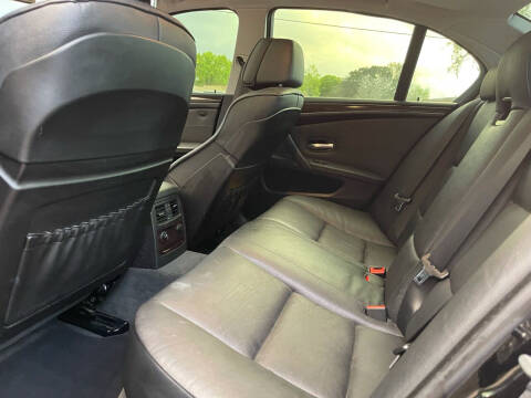 2010 BMW 5 Series 528i