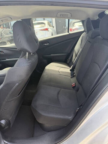 2016 Toyota Prius Two