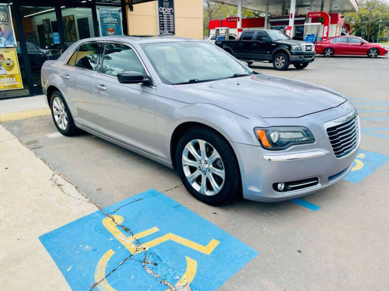 2013 Chrysler 300