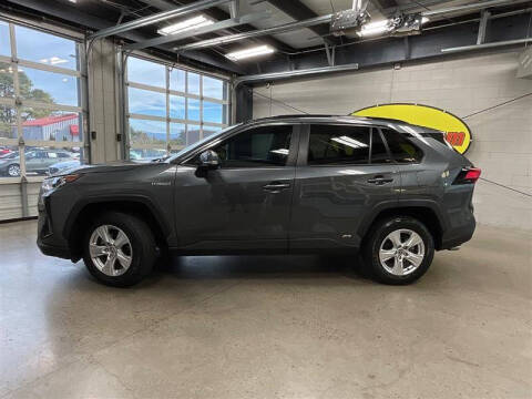 2021 Toyota RAV4 Hybrid XLE