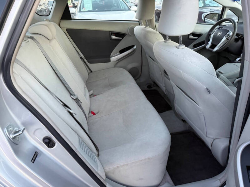 2010 Toyota Prius II