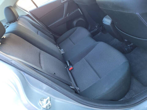 2012 Mazda MAZDA3 i Sport