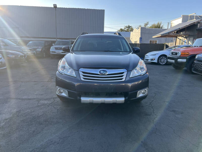 2011 Subaru Outback 2.5i Limited
