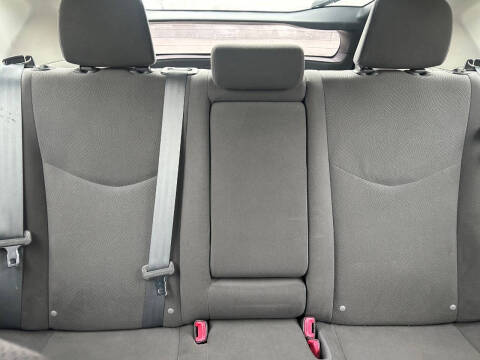 2010 Toyota Prius III