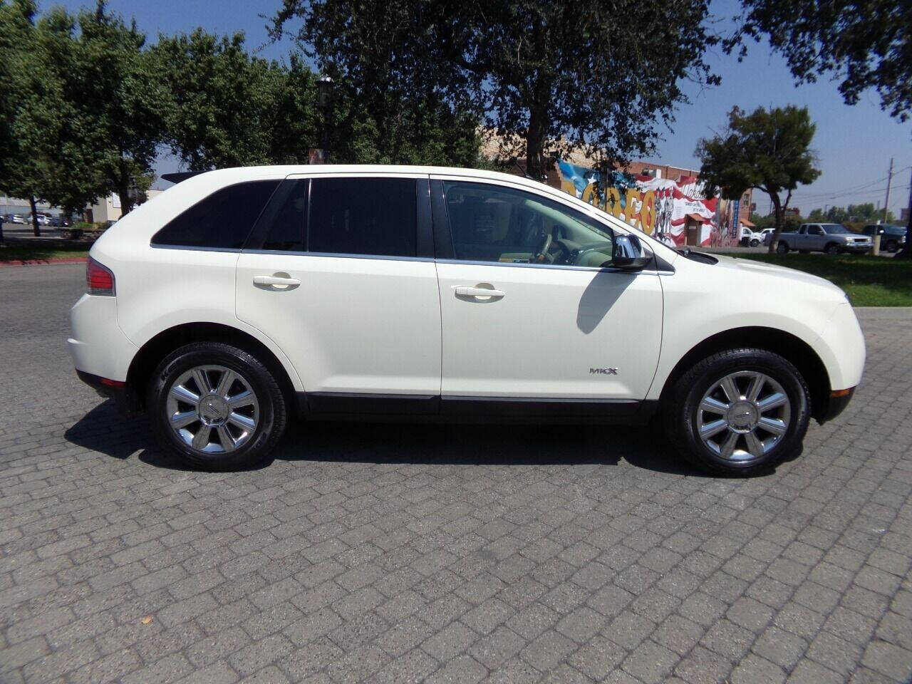 Beige 2007 Lincoln MKX Base AWD 4dr SUV 2