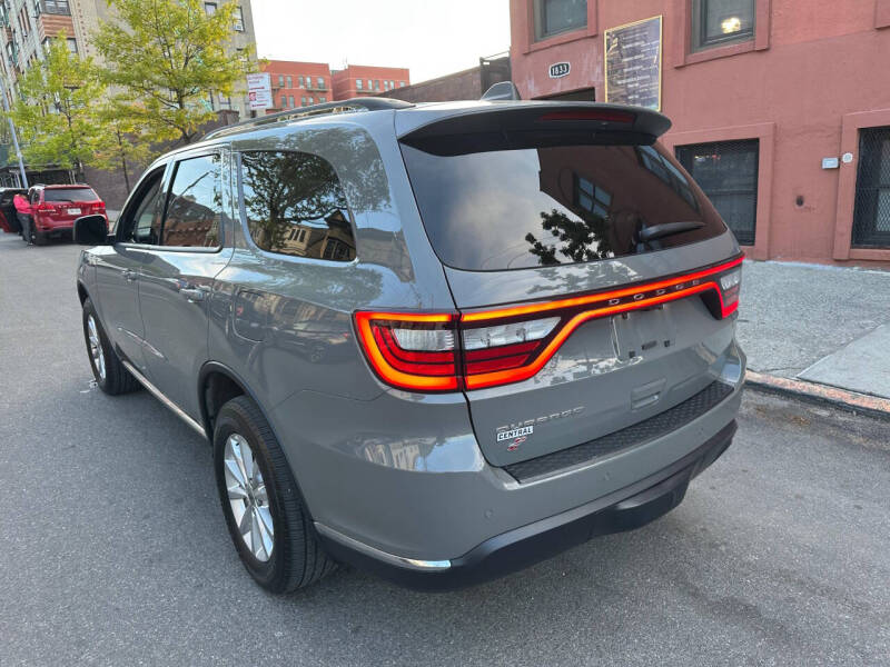 2022 Dodge Durango SXT