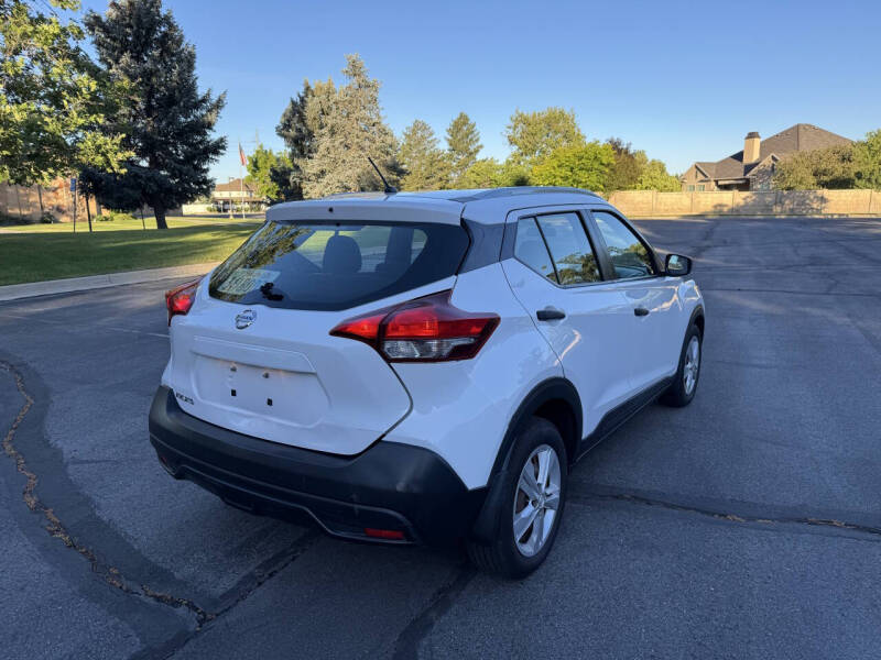 2018 Nissan Kicks S
