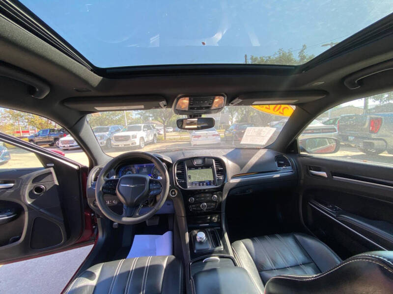 2023 Chrysler 300 S V6