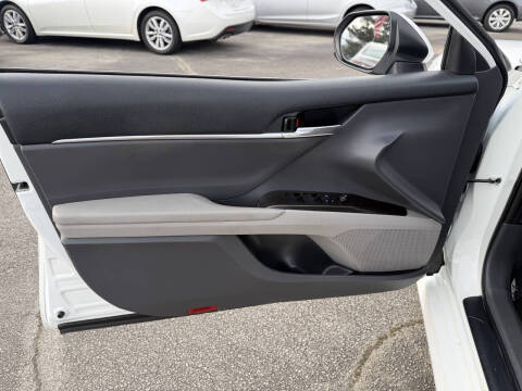 2022 Toyota Camry LE