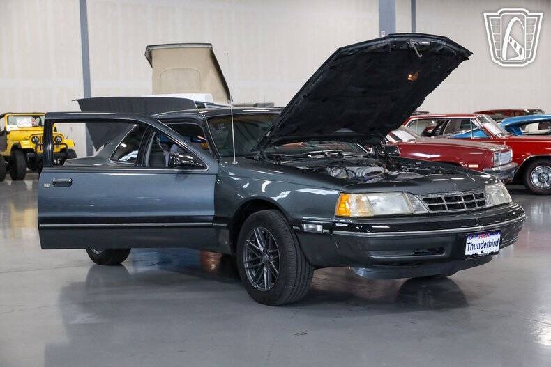 1987 Ford Thunderbird