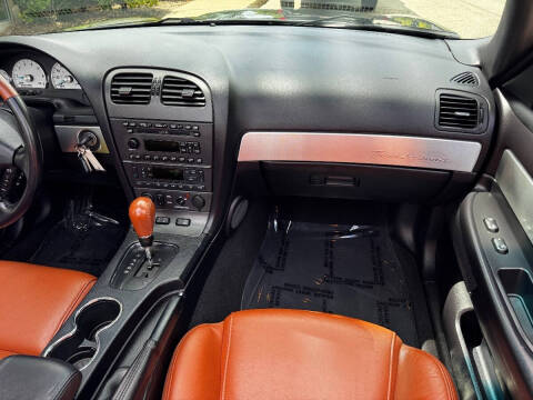 2003 Ford Thunderbird