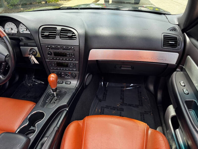 2003 Ford Thunderbird