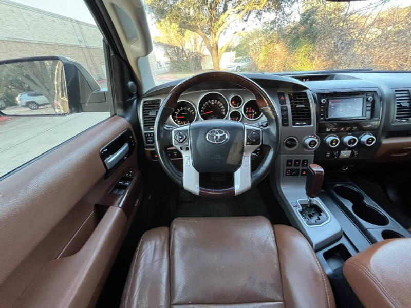 2014 Toyota Sequoia Platinum