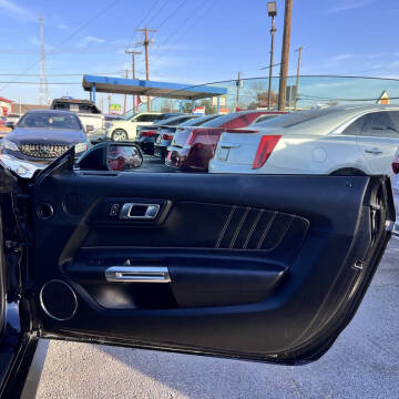 2022 Ford Mustang EcoBoost Premium