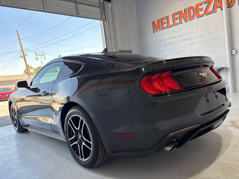 2022 Ford Mustang