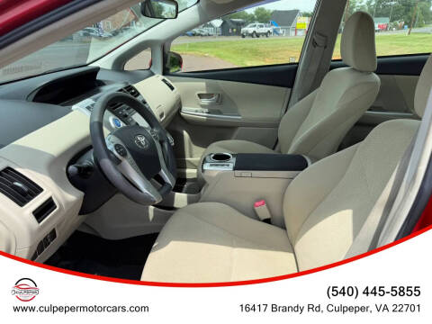 2013 Toyota Prius v Three