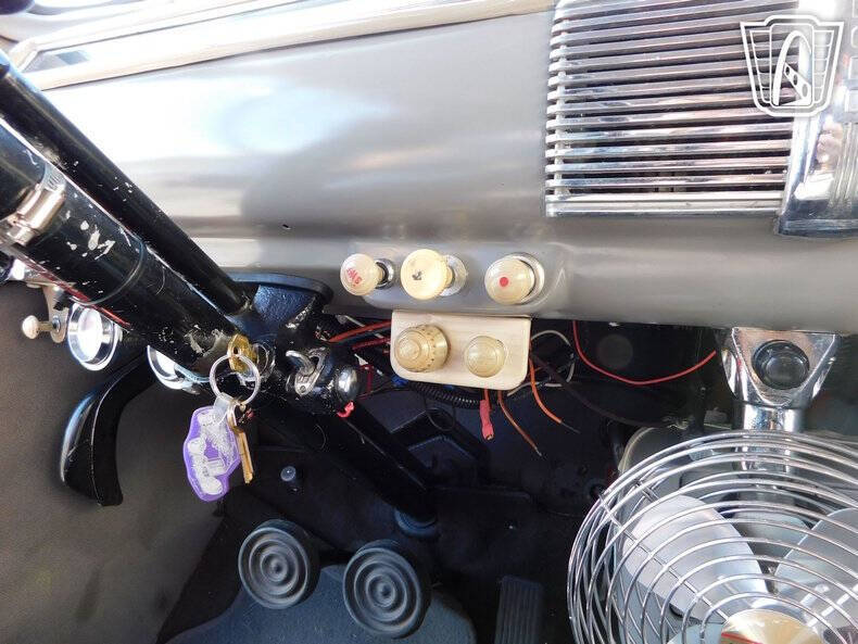 1941 Ford Super Deluxe