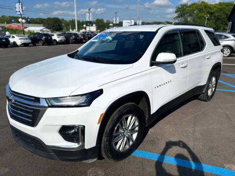 2023 Chevrolet Traverse LT Cloth