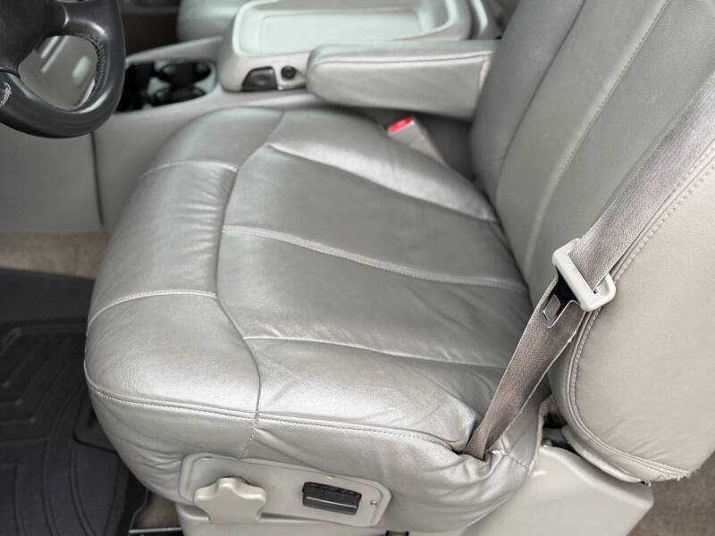 2002 Chevrolet Silverado 3500 LS