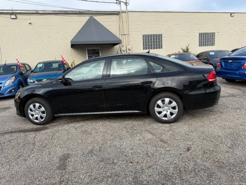 2014 Volkswagen Passat 1.8T S PZEV
