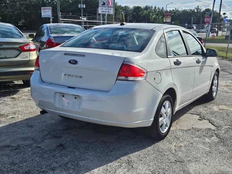 2011 Ford Focus S