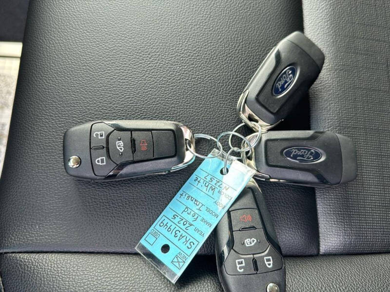 2025 Ford Transit 250