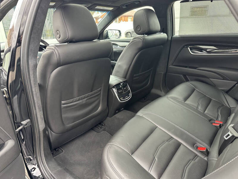 2018 Cadillac XTS Platinum V-Sport