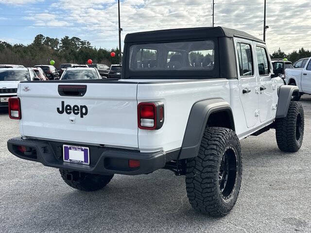 2026 Jeep Gladiator Sport