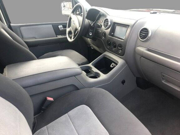 2004 Ford Expedition XLT