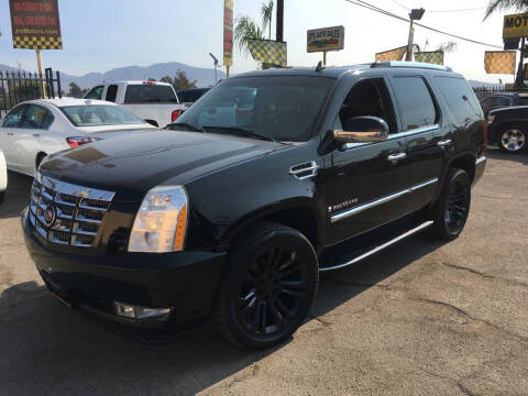 2007 Cadillac Escalade for sale at JR'S AUTO SALES in Pacoima CA