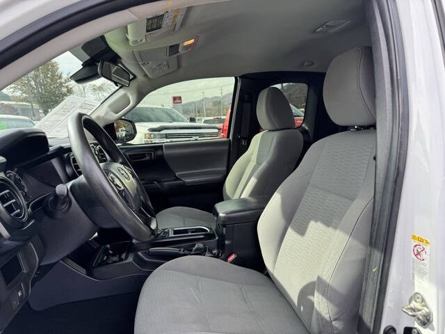 2018 Toyota Tacoma SR