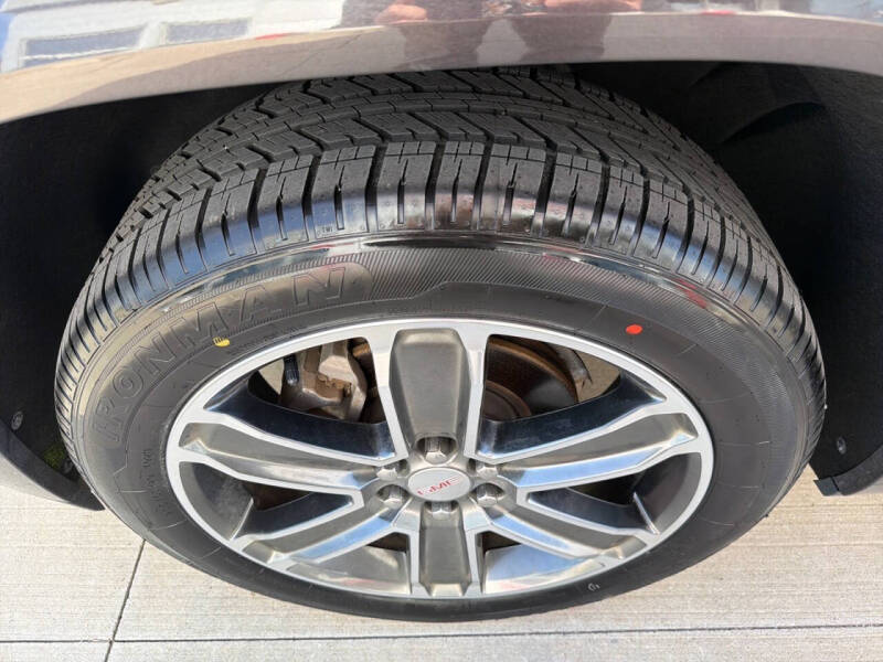 2018 GMC Acadia Denali