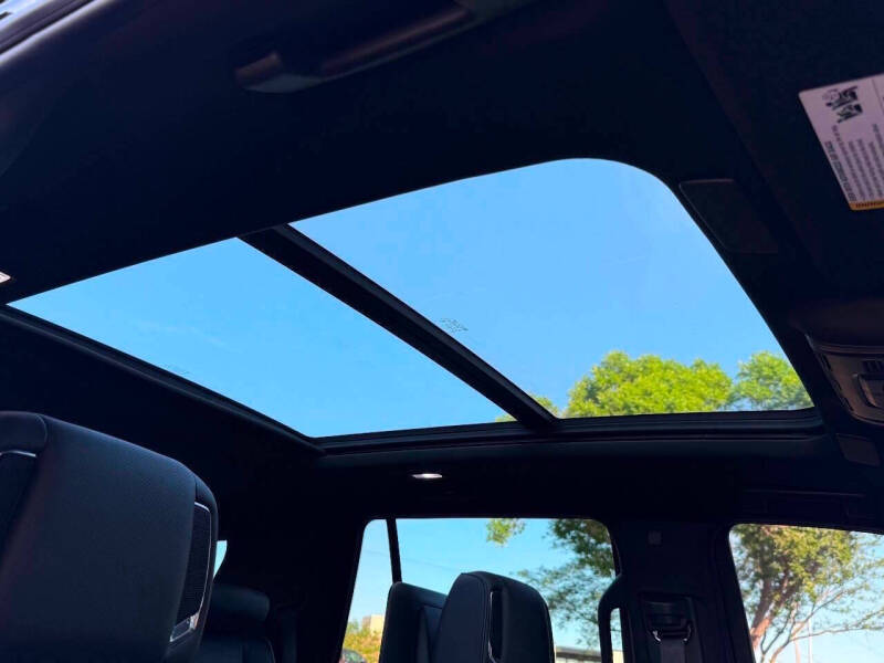 2023 Cadillac Escalade Sport