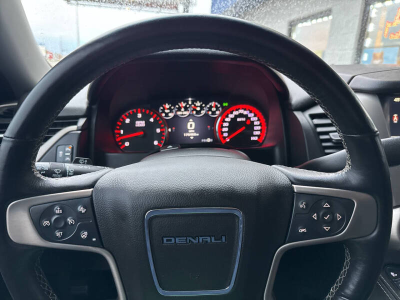 2016 GMC Yukon Denali