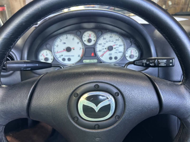 2002 Mazda MX-5 Miata