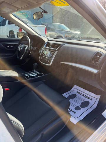 2017 Nissan Altima 2.5 SR